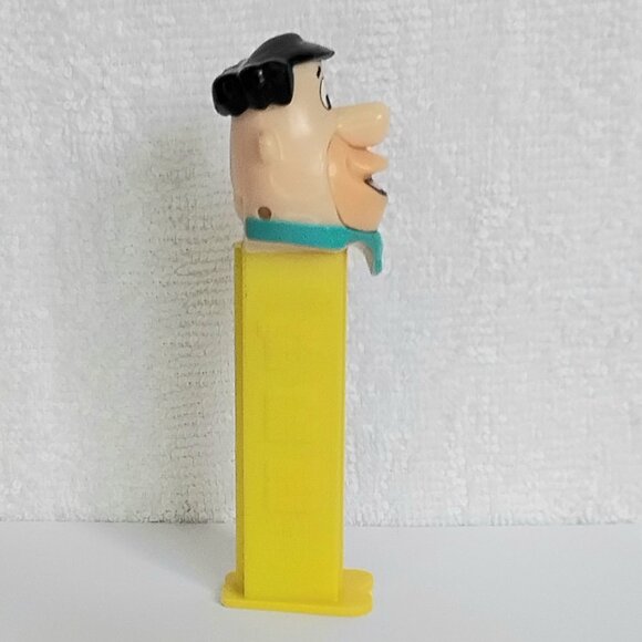 3/$24 NM/M The Flintstones Fred Flintstone on Yellow PEZ Dispenser!! - Picture 2 of 5